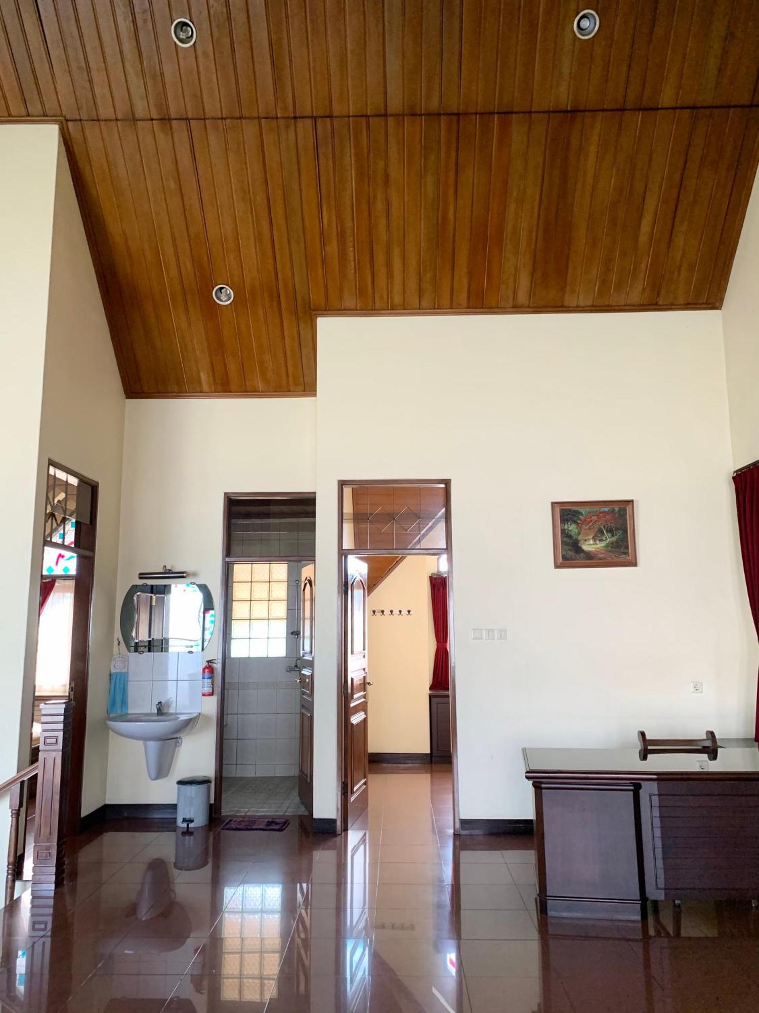 Villa Nuansa Alam Lembang Exteriör bild